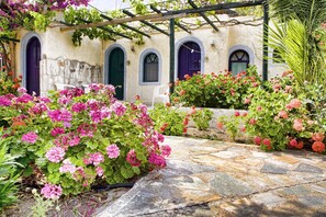 Unclassified image, 4 of 90, button - Coriva Beach Hotel (Ierapetra)