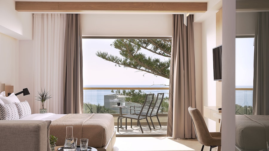 Coriva Beach Hotel