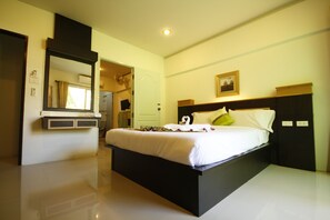 Kamar Keluarga, dengan AC | Brankas, tirai kedap cahaya, dan Wi-Fi gratis