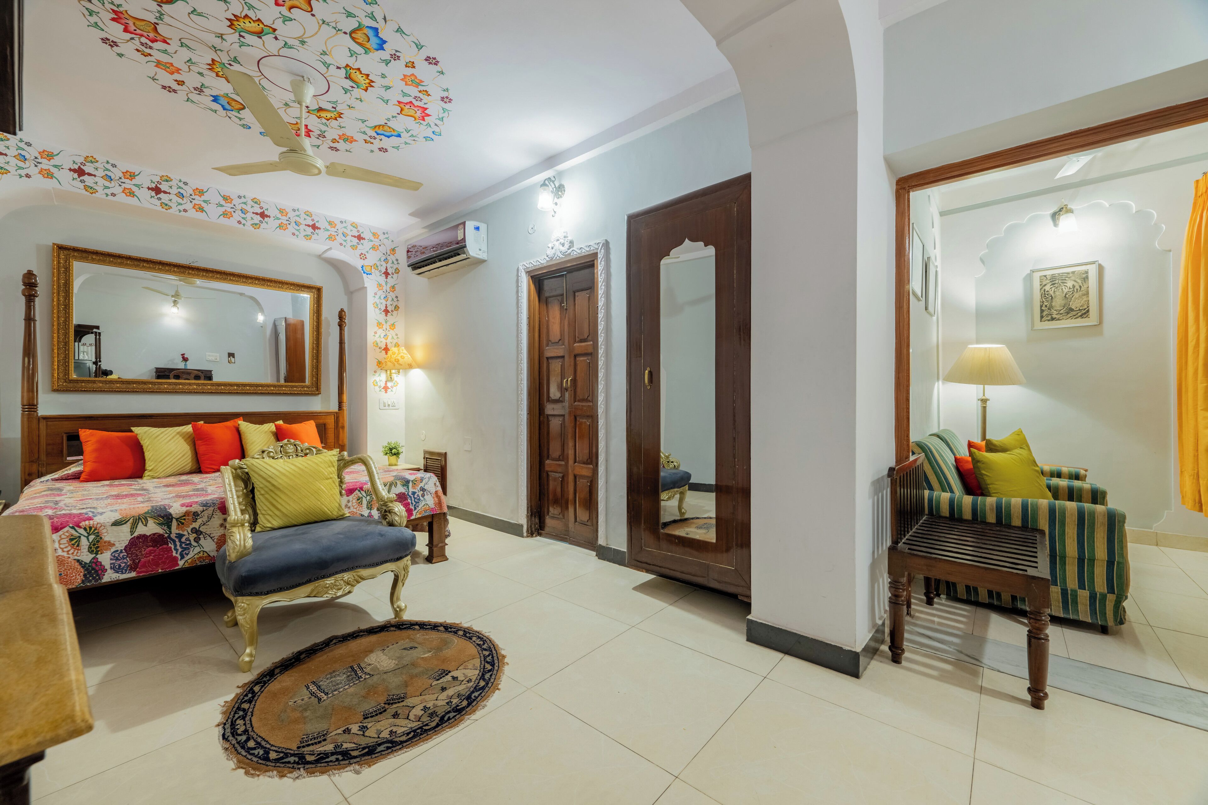 deluxe room with complimentary airport pick up | egyptian cotton sheets, premium bedding, pillow-top beds, minibar