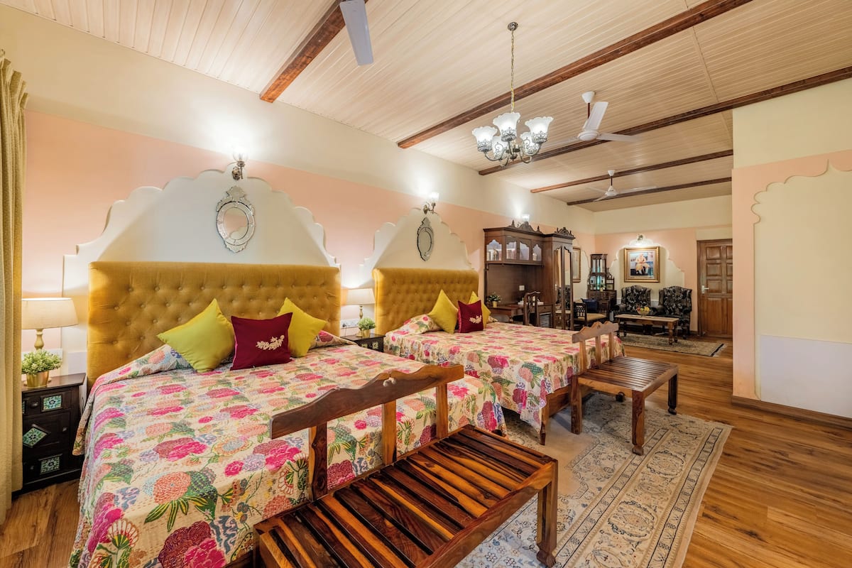 Camera Superior con letto matrimoniale o 2 letti singoli, 2 camere da letto, vista città | Biancheria in cotone egiziano, biancheria da letto di alta qualità