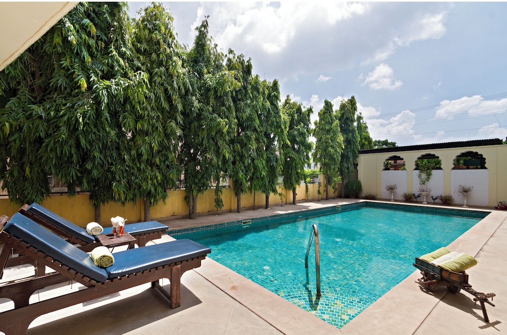 Dera Rawatsar Heritage Hotel by null