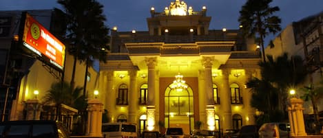 Front of property – evening/night