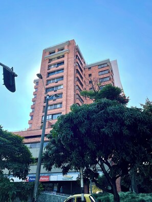Mặt tiền nơi lưu trú