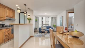 Exclusive Apartment | Dining room