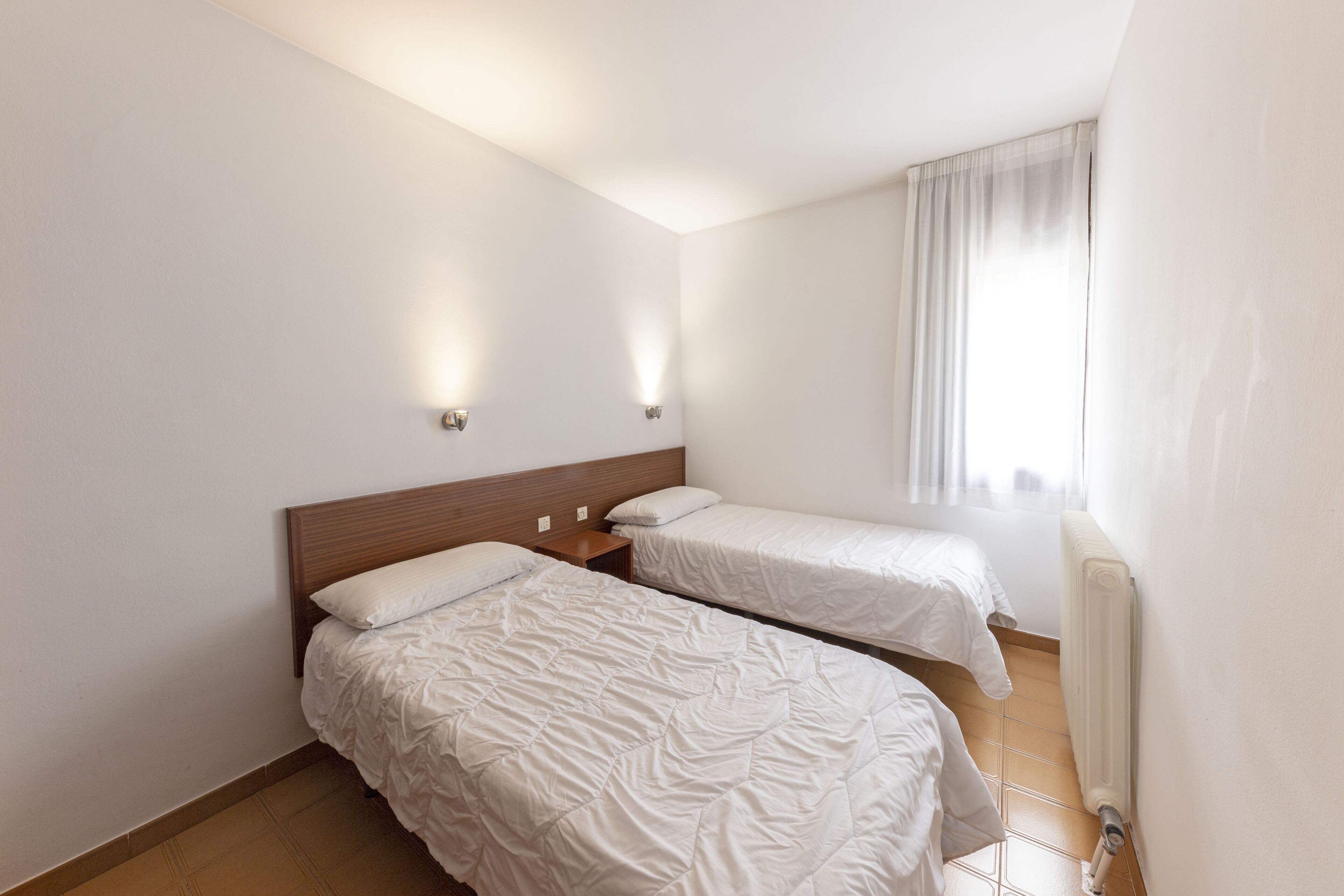 In-room safe, free WiFi, wheelchair access
