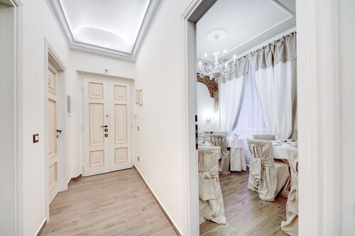 Lunaria Suites Rome