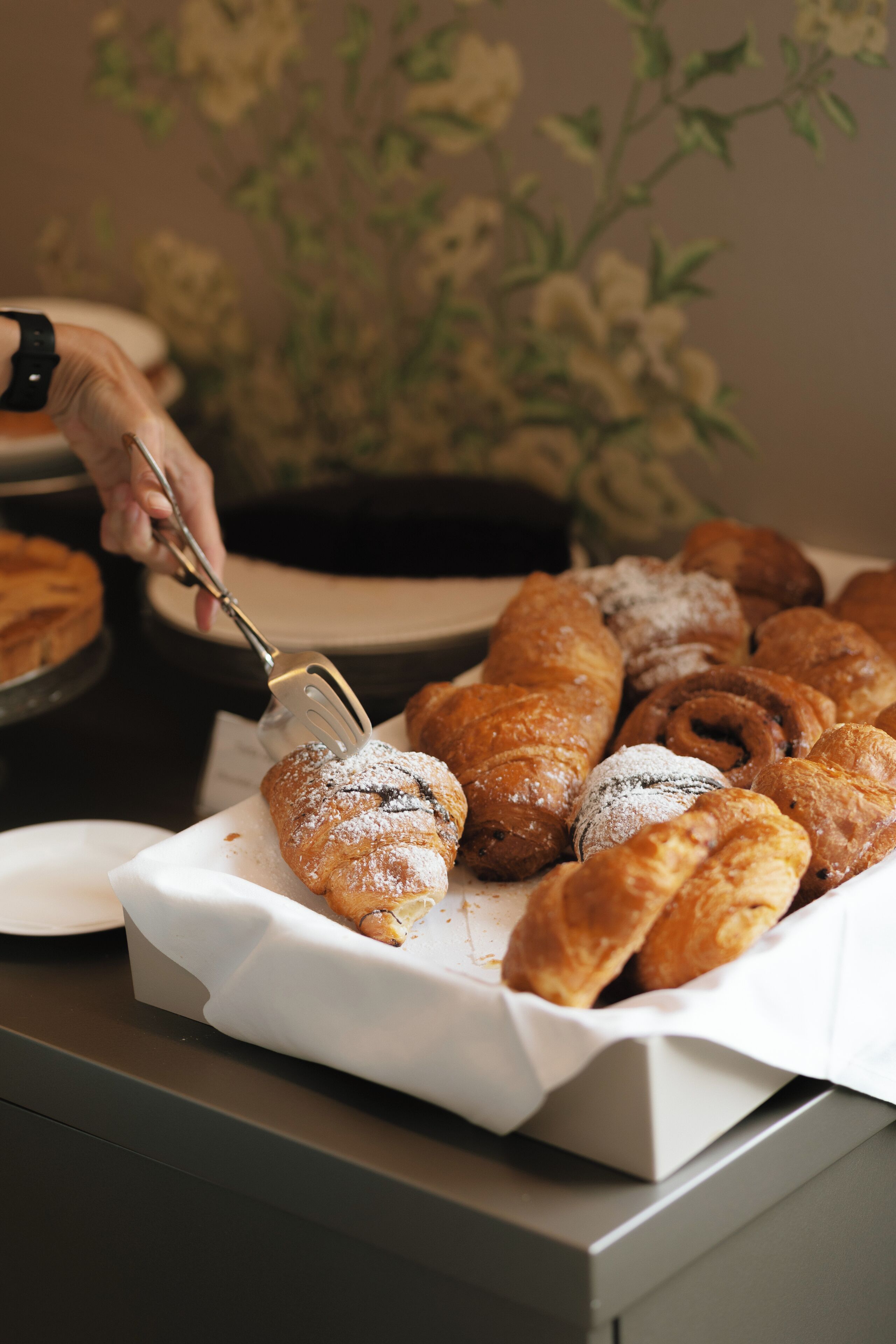 daily buffet breakfast (eur 10.00 per person)