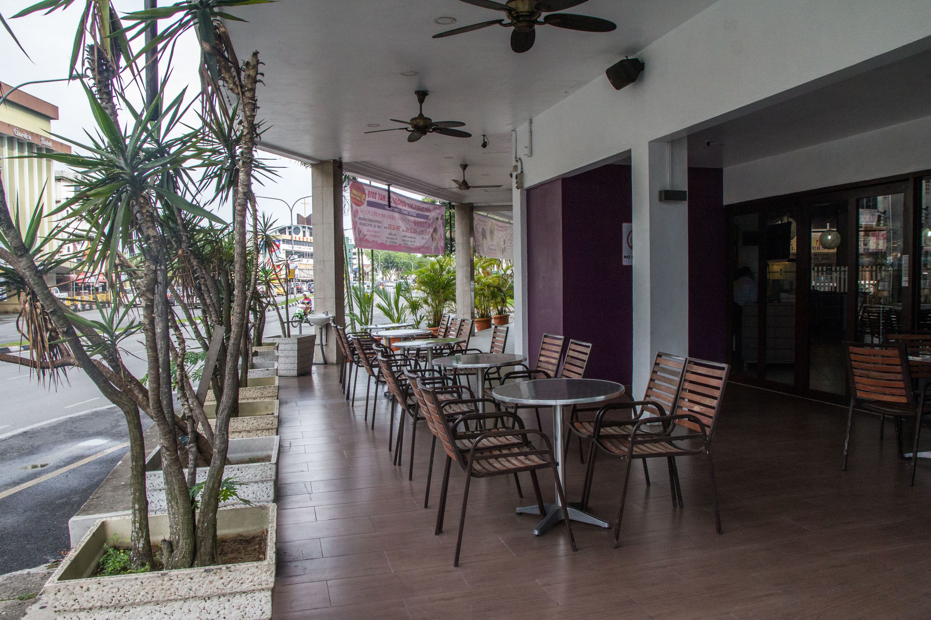 Cafe