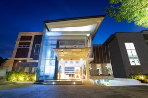 Front of property - evening/night