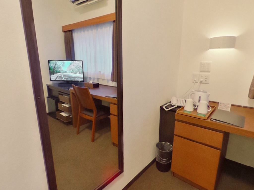 Premier Room | Premium bedding, desk, laptop workspace, blackout drapes