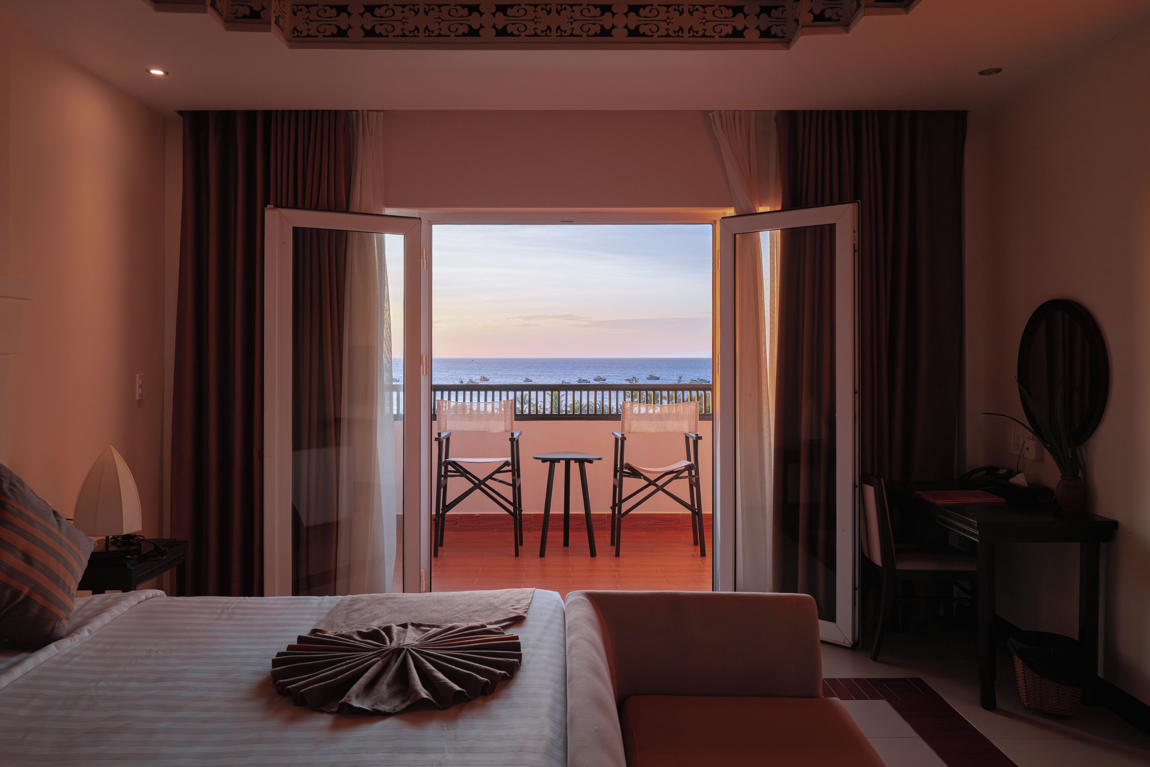 全景客房, 1 张大床, 海景 | 阳台