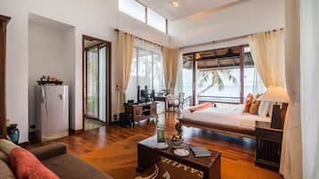 Suíte (Paradise Thai or Modern Style) | Roupas de cama premium, frigobar, cofres nos quartos, cortinas blackout