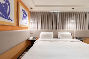 Classic Double Room, 1 Double Bed | Bathroom | Free toiletries, hair dryer, slippers, towels