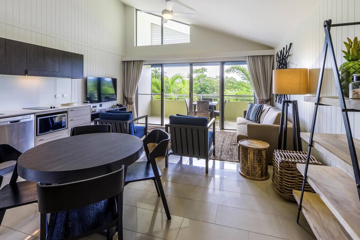 Apartment, 1 Bedroom | Premium bedding, in-room safe, desk, soundproofing