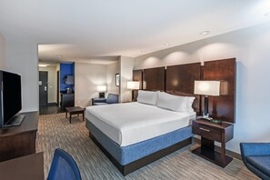Suite, 1 King Bed with Sofa bed | Desk, laptop workspace, iron/ironing board, free WiFi - Holiday Inn Express & Suites Austin NW - Lakeway by IHG (Lakeway)