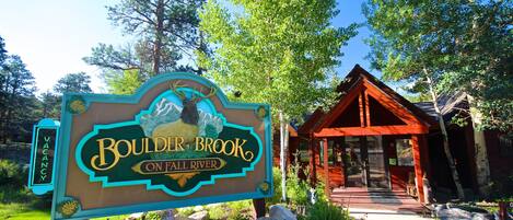 Entrée de l’hébergement