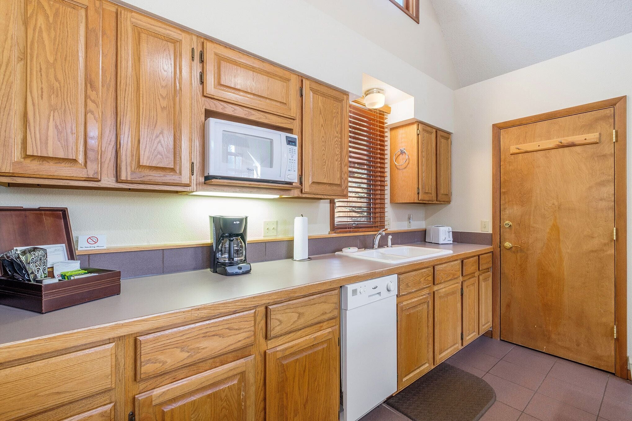 riverview, one bedroom suite (1 queen bed with sofa bed) | private kitchen | microwave, dishwasher, coffee/tea maker, cookware/dishes/utensils