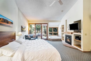 Literie de qualité supérieure, fer et planche à repasser, Wi-Fi gratuit