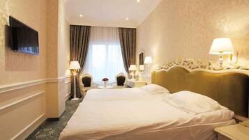 Junior Suite | Free WiFi, bed sheets, alarm clocks, wheelchair access