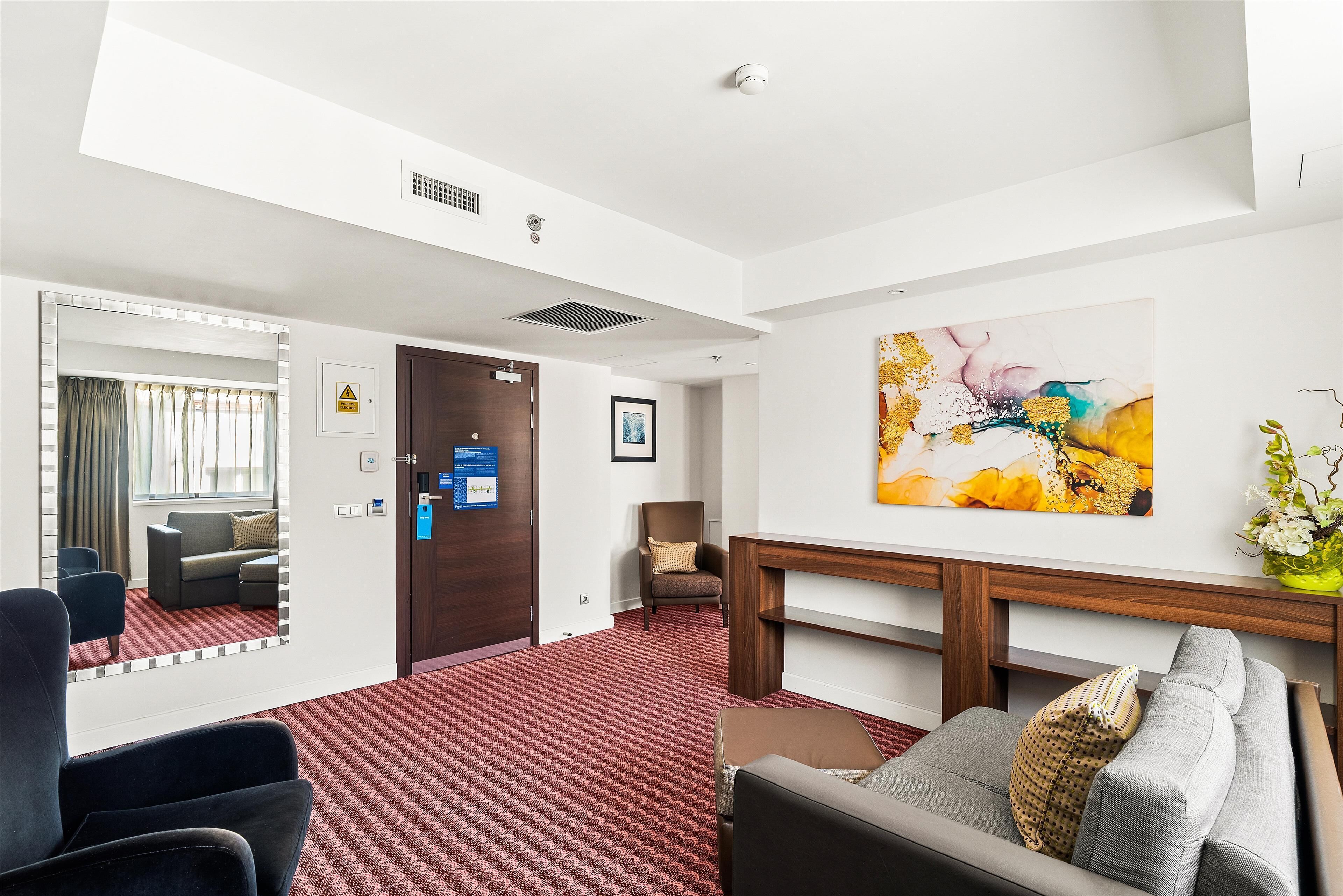 133-cm lcd tv with cable channels, tv