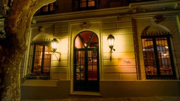 Fachada da propriedade