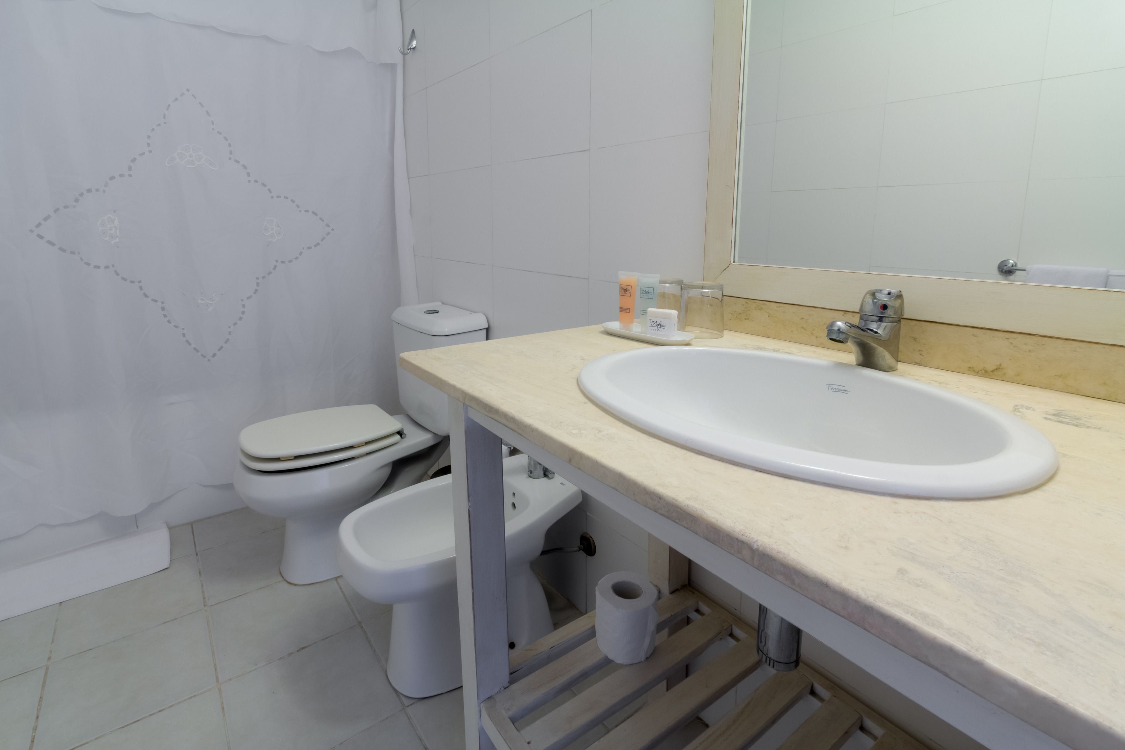 deluxe double room | 1 bedroom, minibar, free wifi, bed sheets