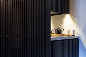 Junior Suite | In-room safe, desk, iron/ironing board, free WiFi - La Suite West - Hyde Park (London)