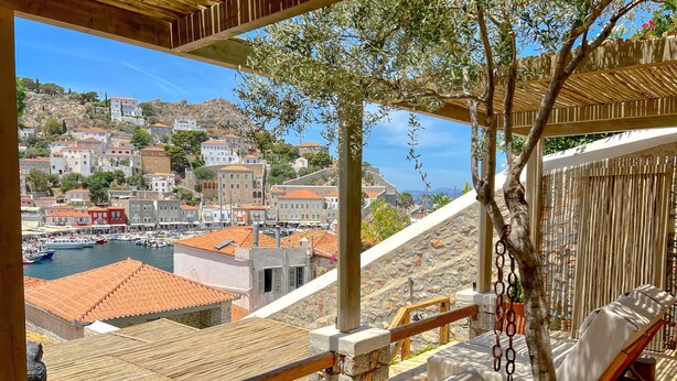 Exterior - PortaDelMare Deluxe Suites (Hydra)
