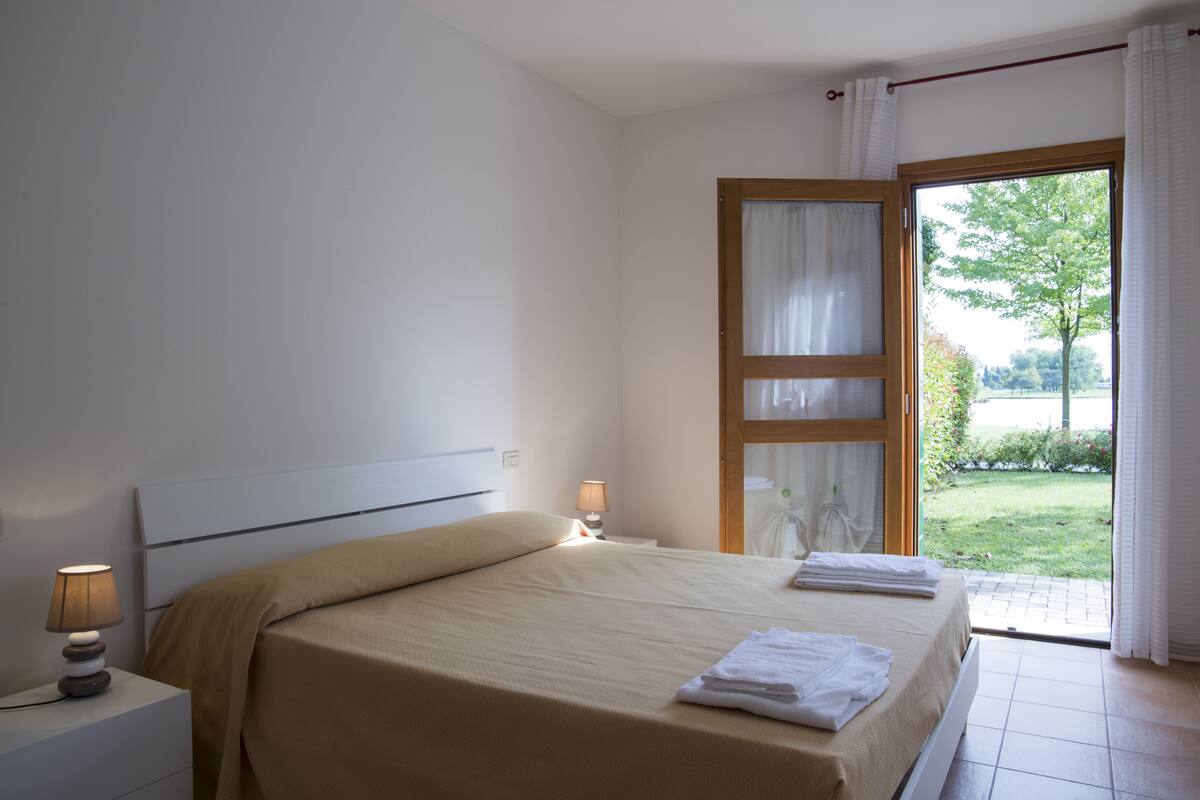 Apartment, Garden Area (2 pax) | Egyptian cotton sheets, premium bedding, iron/ironing board