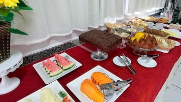 Desayuno a la carta incluido todos los días