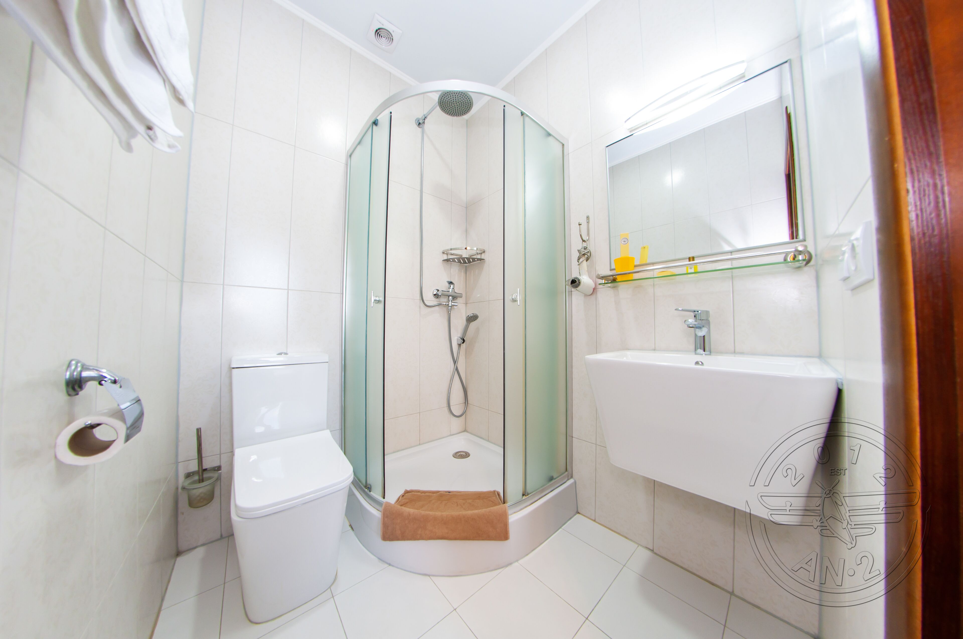 Superior Single Room | Bathroom | Shower, designer toiletries, hair dryer, bathrobes