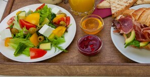 Daily cooked-to-order breakfast for a fee