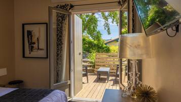 Kamer, 1 twee- of 2 eenpersoonsbedden, terras | Terras