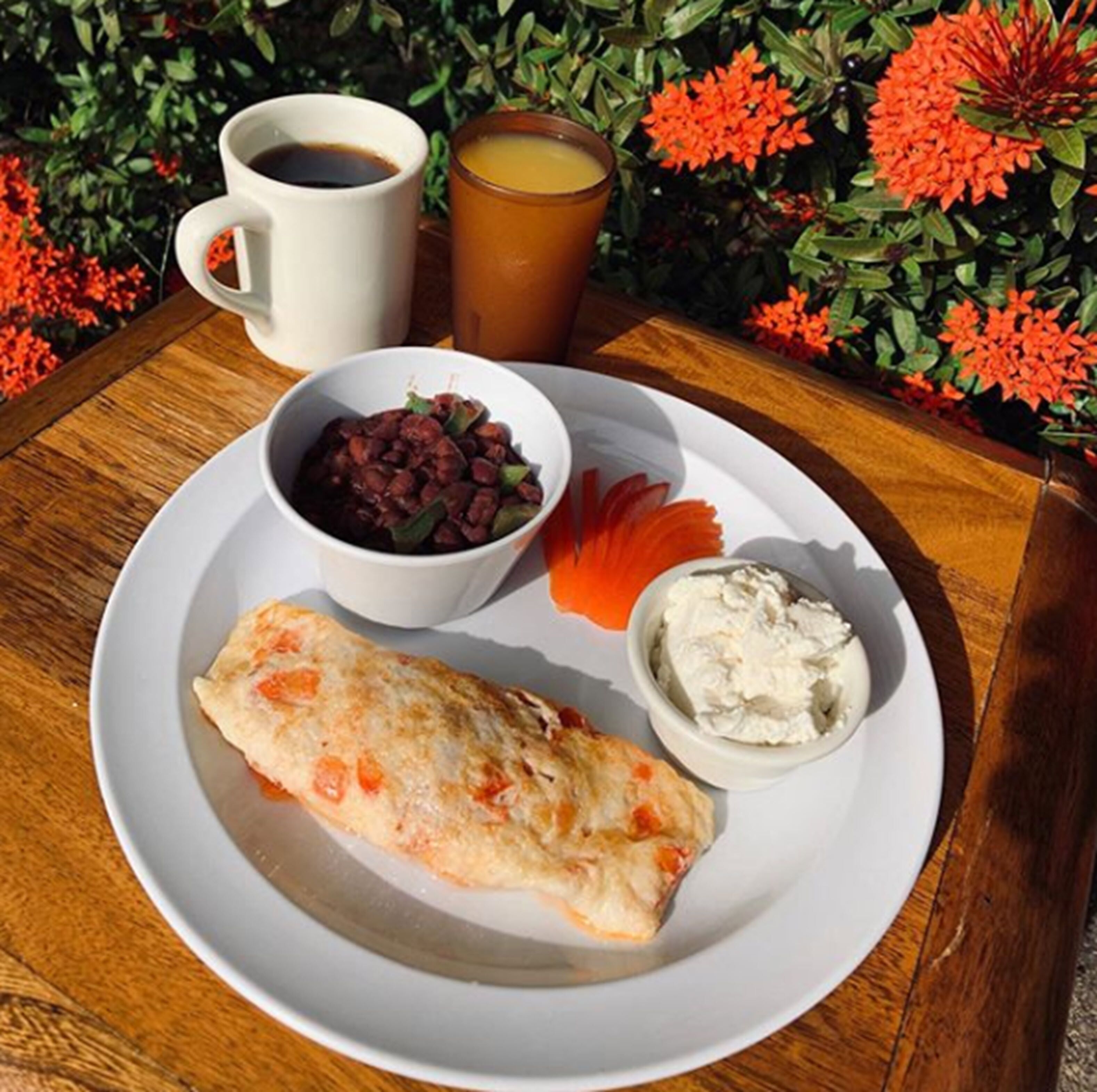 Free daily cooked-to-order breakfast 