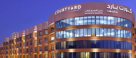 المنشأة من الخارج