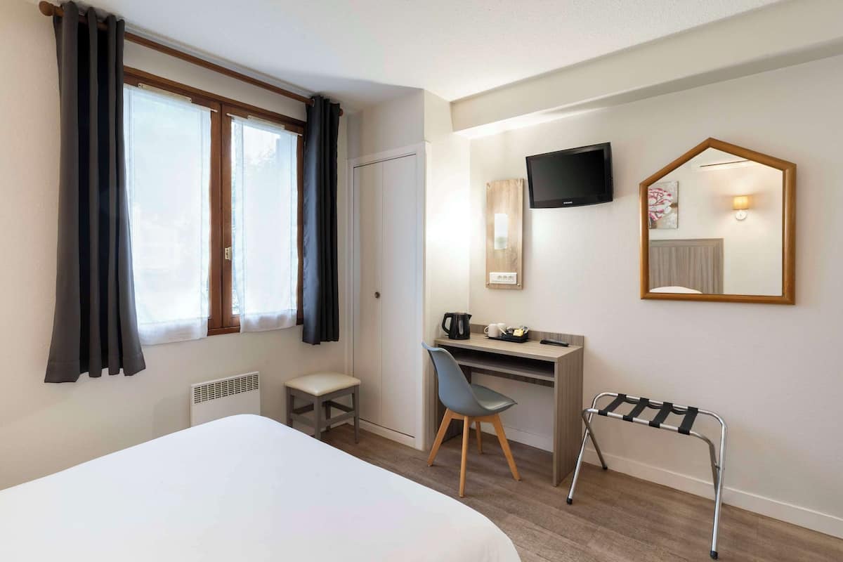 Comfort kamer, 1 queensize bed, niet-roken | Een laptopwerkplek, verduisterende gordijnen