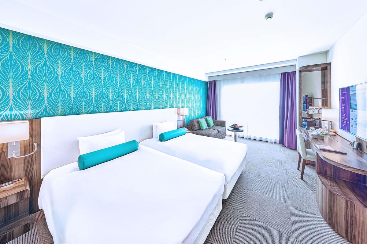 Phòng 3 Superior | Bộ đồ giường cao cấp, nệm có lớp đệm bông, két bảo mật tại phòng