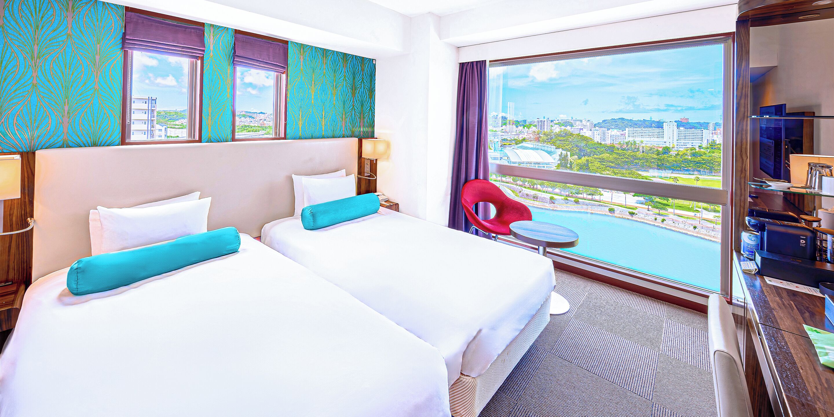 Superior Twin River View Room | Premium bedding, pillow-top beds, in-room safe, desk