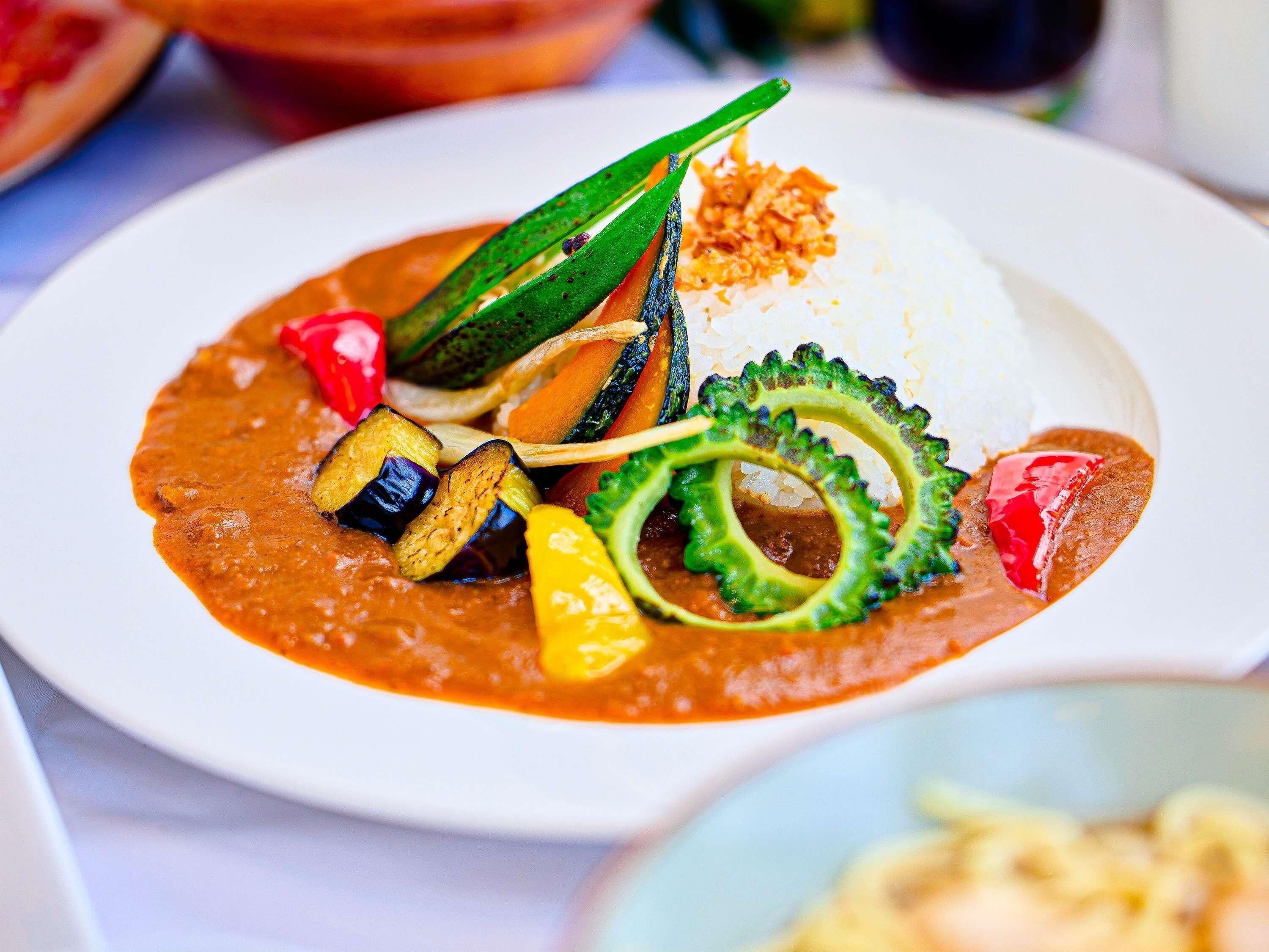 Daily buffet breakfast (JPY 2500 per person)