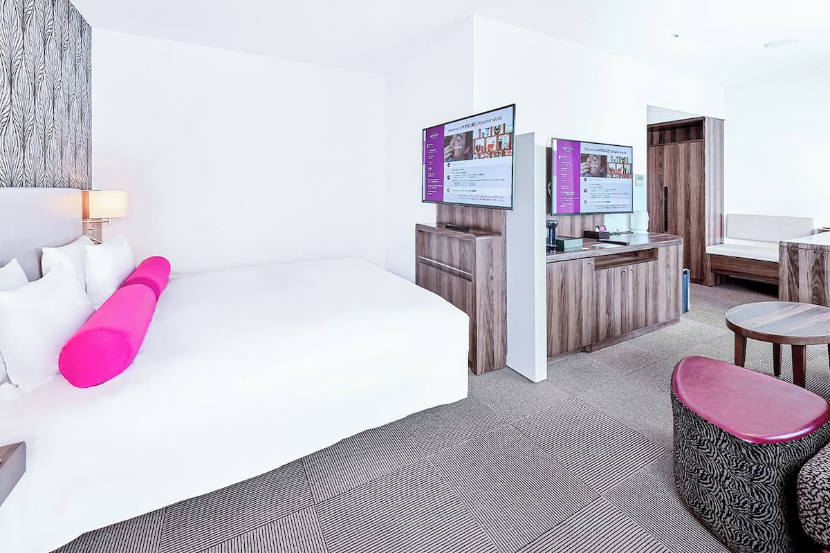 Privilege, Kamer, 1 kingsize bed | Luxe beddengoed, pillowtop-bedden, een kluis op de kamer, een bureau
