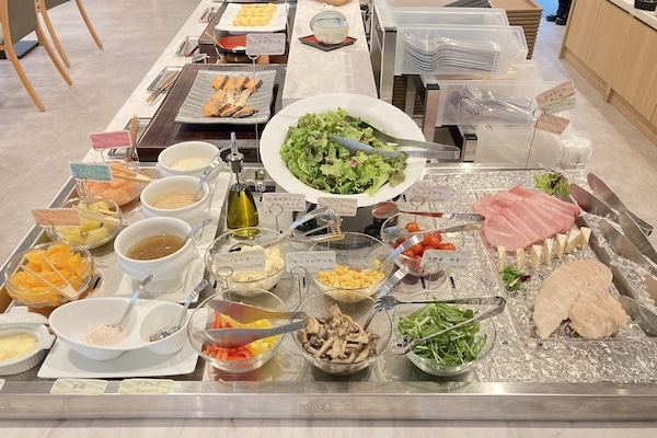 供應早餐;日本菜