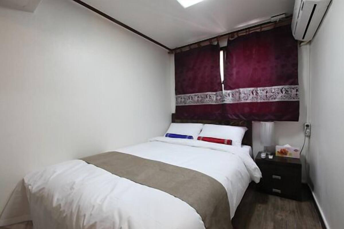 Standard Double Room | Down comforters, blackout drapes, WiFi (free)