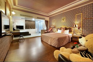 Habitación Deluxe, 1 cama matrimonial | Escritorio, insonorización y wifi gratis