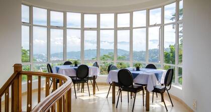 Kandyan View Holiday Bungalow