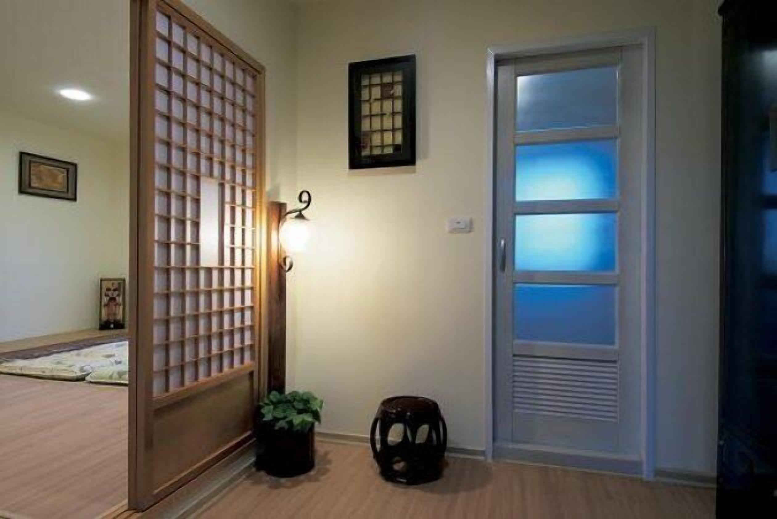 Frette Italian sheets, premium bedding, pillow-top beds