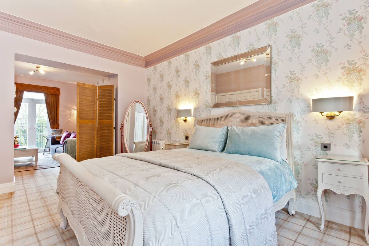Suite, Balcony (Buttermere) | 1 bedroom, premium bedding, pillowtop beds, in-room safe