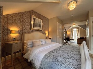 Suite, Balcony (Cat Bells)