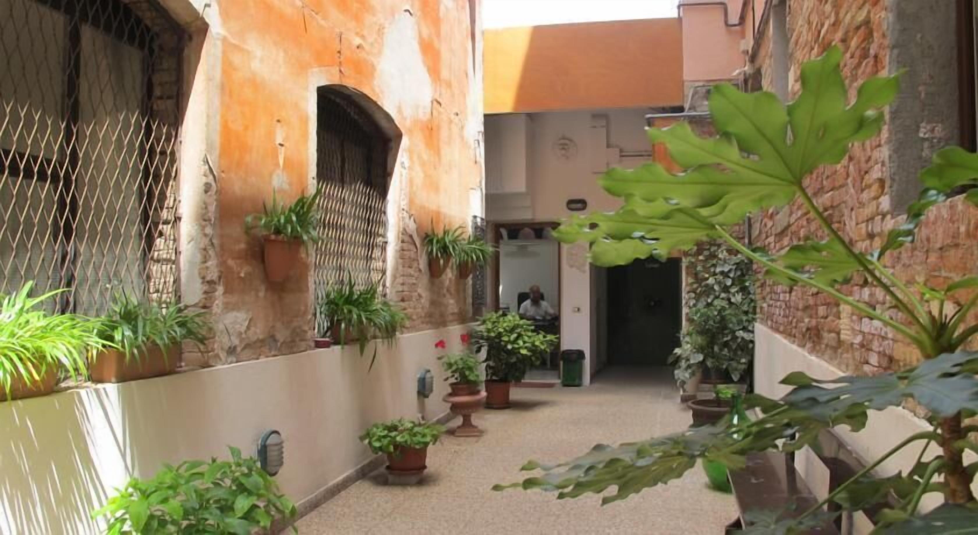 Photo - Antica Raffineria