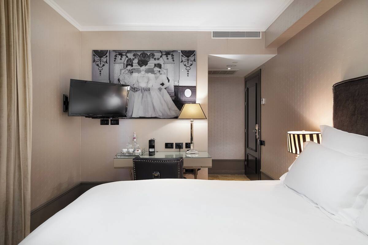 Superior Double Room | Egyptian cotton sheets, premium bedding, down comforters, in-room safe